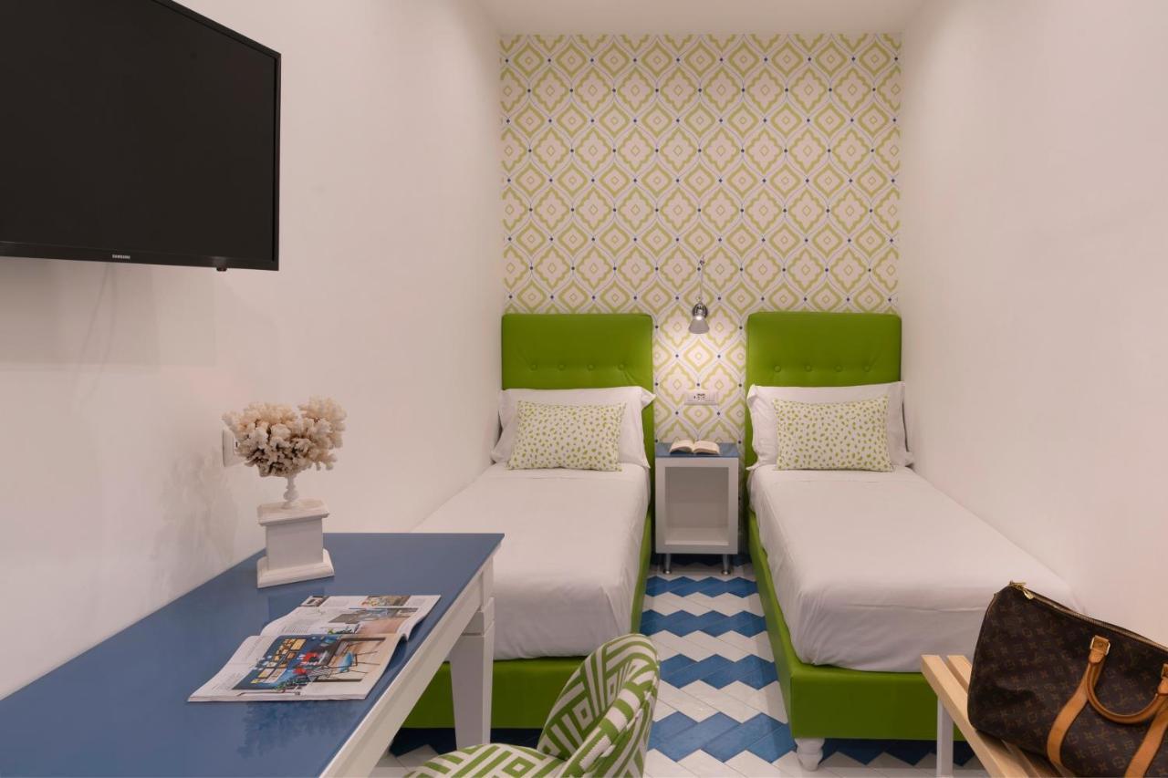 Luxury&Romantic Apartment With Balcony In Sorrent Exterior foto